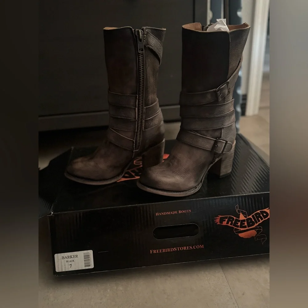 Freebird Barker Black 7 NWB HTF - Picture 7 of 16